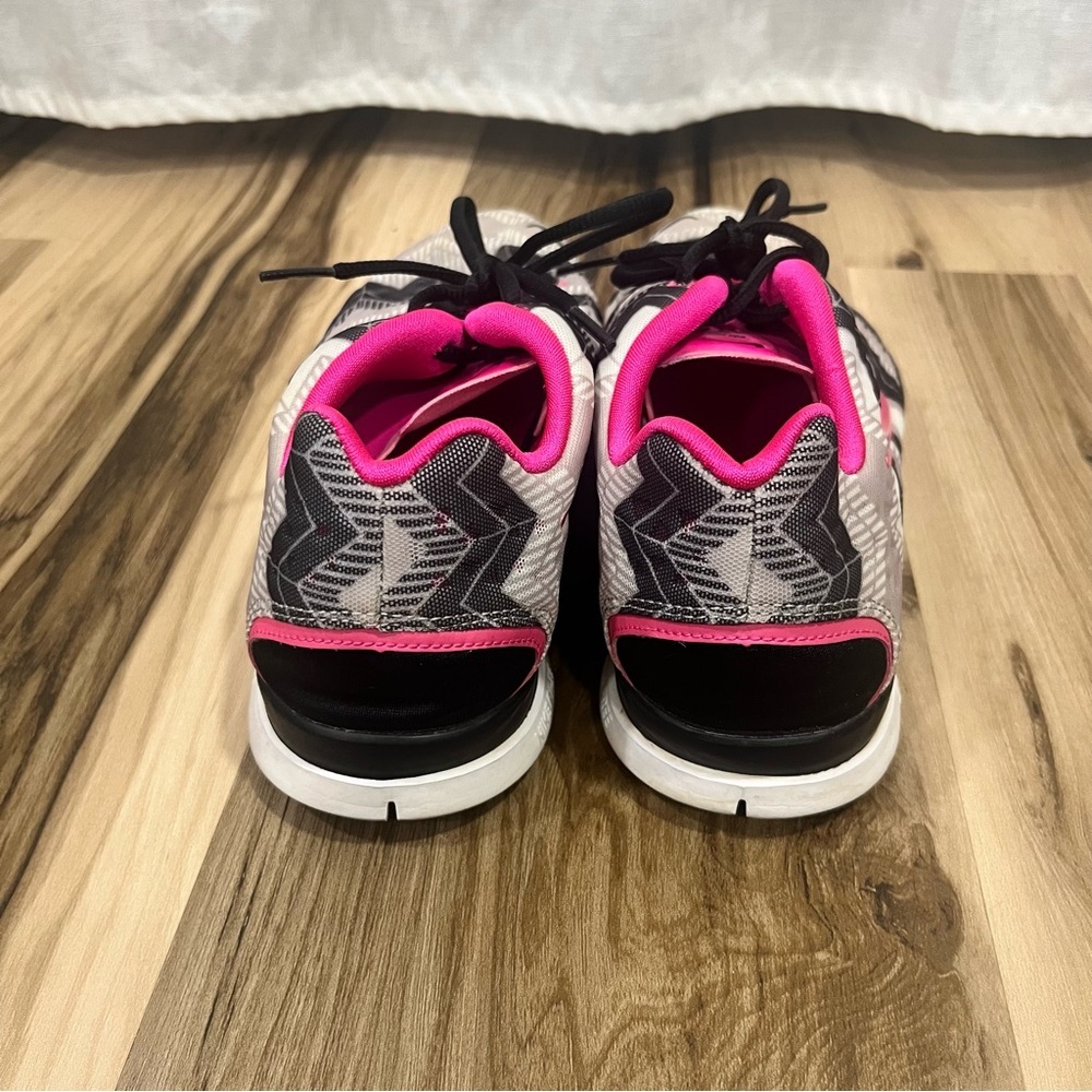 Nike Free Chevron TR Fit 3 Shoes Size 8.5 - Picture 2 of 6